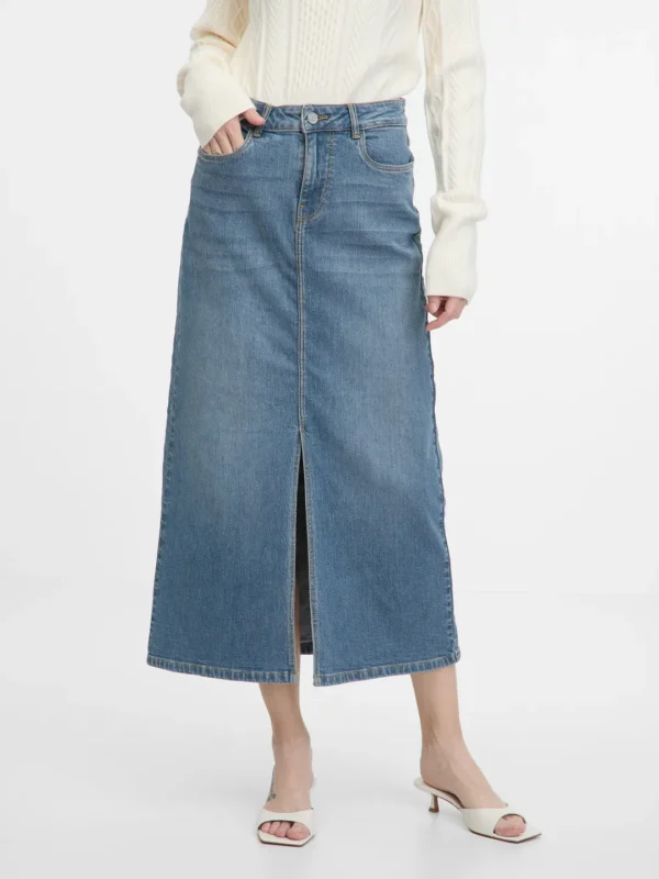 Classic denim skirt